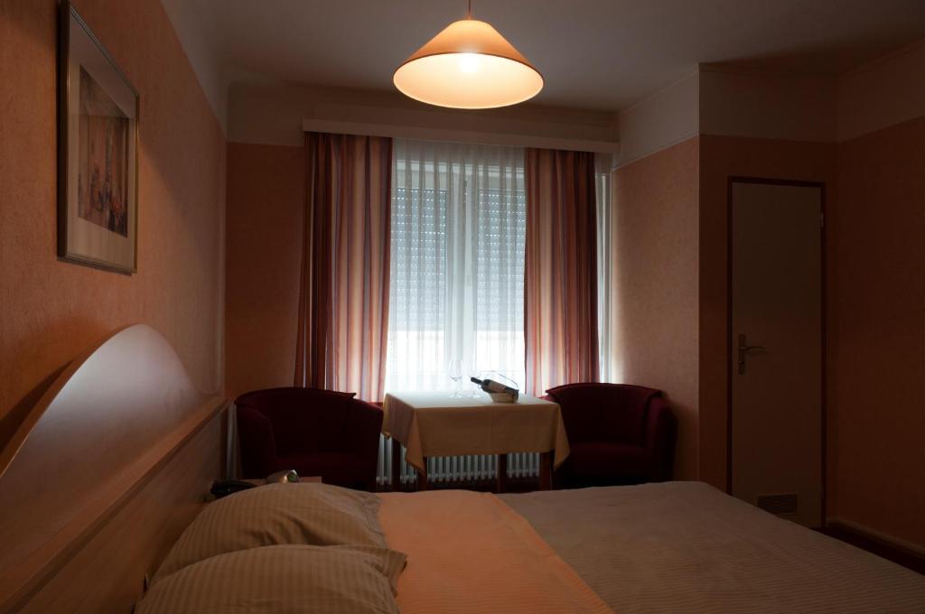 Hotel Restaurant Beau Sejour Diekirch Room photo